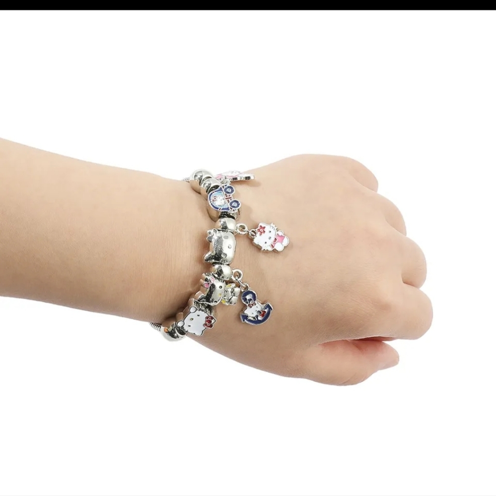 Hello Kitty Charm Bracelet - Picture 2 of 8
